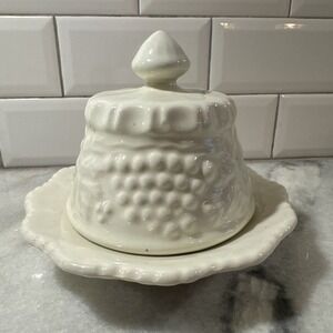 Northwood White‎ Grapes And Cable Custard Glass Butter Dish